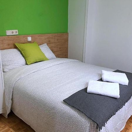 Apartamentos Barcelona 12 מדריד מראה חיצוני תמונה